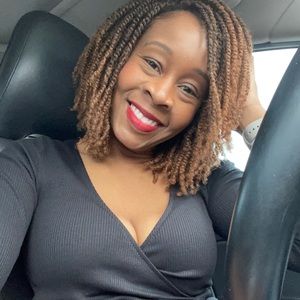 Meet your Posher, Pamela
